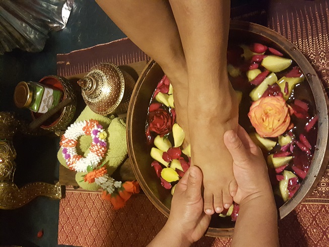 Foot Reflexology Massage Hattha Thai Massage Basel